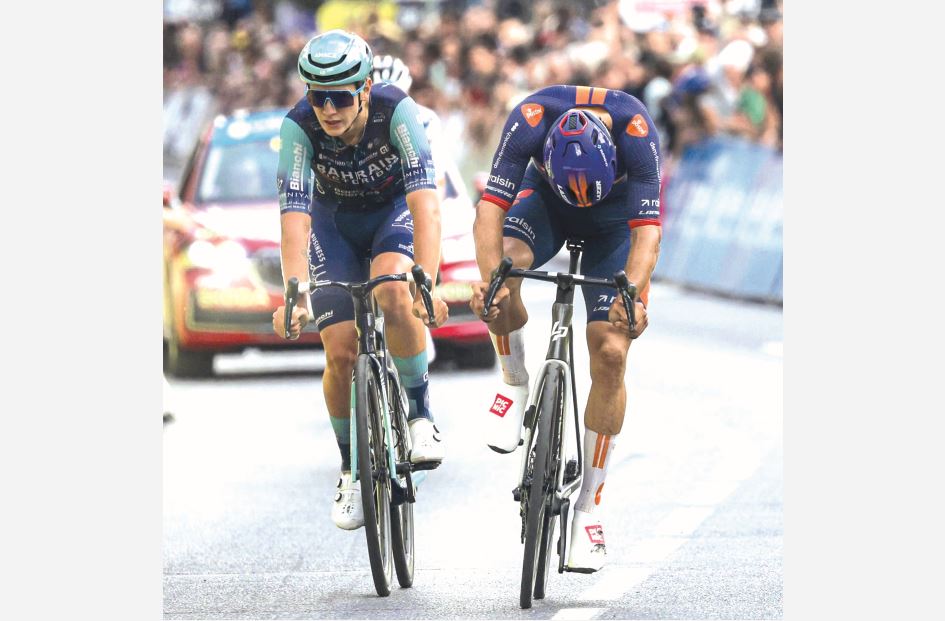Van Mechelen claims strong podium finish
